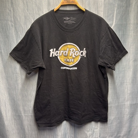 Hard Rock Cafe short sleeve shirt size large - Picture 2 of 8